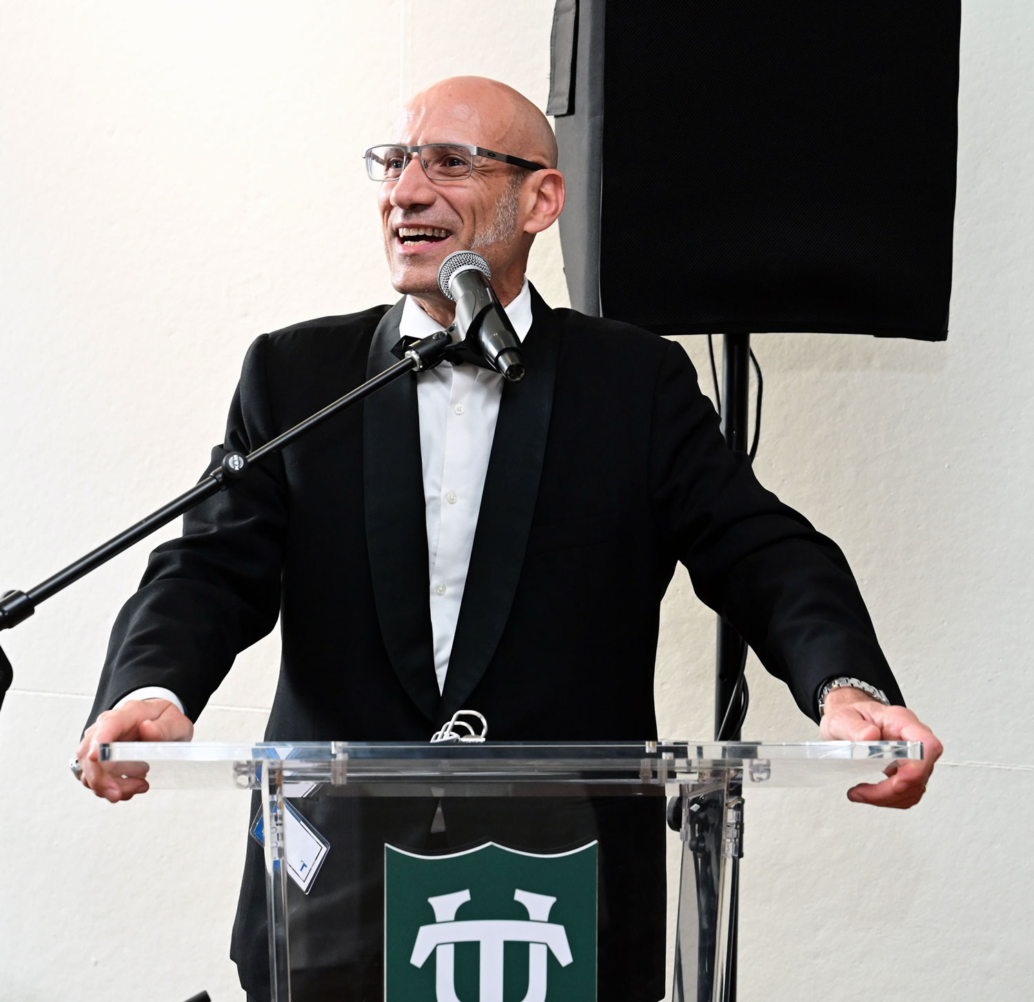 Dean Iñaki Alday presenting at the Architecture Awards